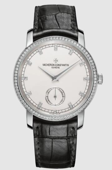 Vacheron Constantin Traditionnelle manual-winding 18K white gold Replica Watch 82572/000G-9605